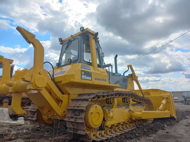 Бульдозер KOMATSU D85ESS-2A